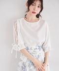 リボン付きフラワーレース切り替えブラウス  tocco closet(トッコクローゼット) ＊スペシャルプライス品につき返品/キャンセル/配送日指定不可/ラッピング不可/少量在庫のセールの為交換は出来かねる場合がございます。