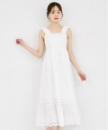 リボン付きカットワークレースバックレースアップワンピース   tocco closet(トッコクローゼット)＊スペシャルプライス品につき返品/キャンセル/配送日指定不可/ラッピング不可/少量在庫のセールの為交換は出来かねる場合がございます。