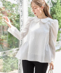 スカラップ襟付きフラワーエンボスペプラムプルオーバー【lasmine ラスミン】 tocco closet(トッコクローゼット)　＊スペシャルプライス品につき返品/キャンセル/配送日指定不可/ラッピング不可/少量在庫のセールの為交換は出来かねる場合がございます。