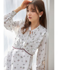 りぼん＆フリル付きパール釦フラワー×ドットプリントワンピース【veralynn ヴェラリン】 tocco closet ＊スペシャルプライス品につき返品/キャンセル/配送日指定不可/ラッピング不可/少量在庫のセールの為交換は出来かねる場合がございます。