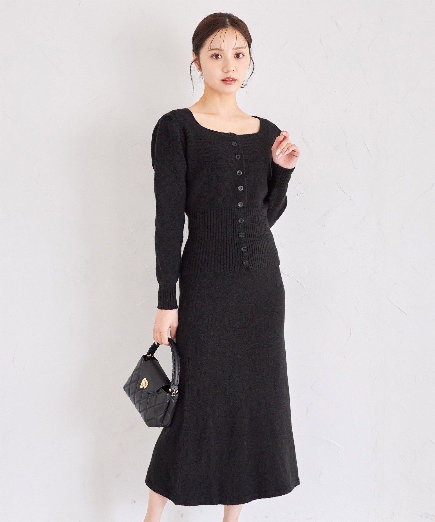 フロント釦ニットトップス×ニットフレアスカートセットアップ  11月29日(土)オフィシャルサイト限定ブラック再販☆【sylviane シルヴァイン】 tocco closet　※少量の在庫確保による再販売の為、交換は出来かねる場合がございます。予めご了承ください。