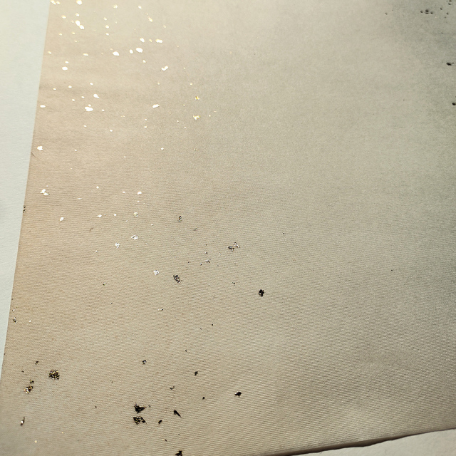 書道用紙】 【かな料紙】 楮紙 全壊紙 3色横天地ぼかし 金砂子 絹目