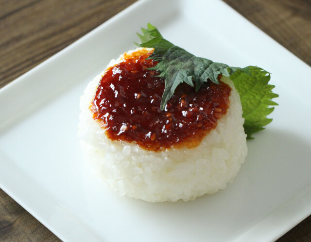 くろ辛みそ,やみつき味噌,辛味噌,有機玄米くろ酢,庄分酢