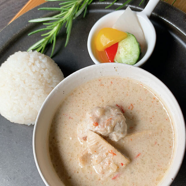 かすみくろ酢入り,グリーンカレー,みつせ鶏グリーンカレー,カレー,庄分酢,かすみくろ酢,お酢,酢屋,発酵酢屋