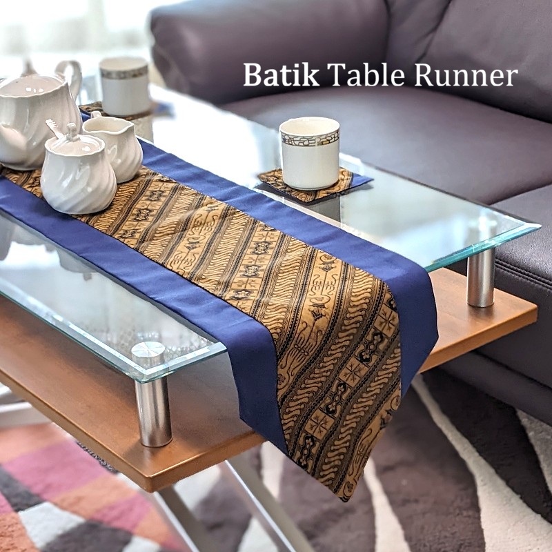 バティックのテーブルランナー（ウダンリリス）