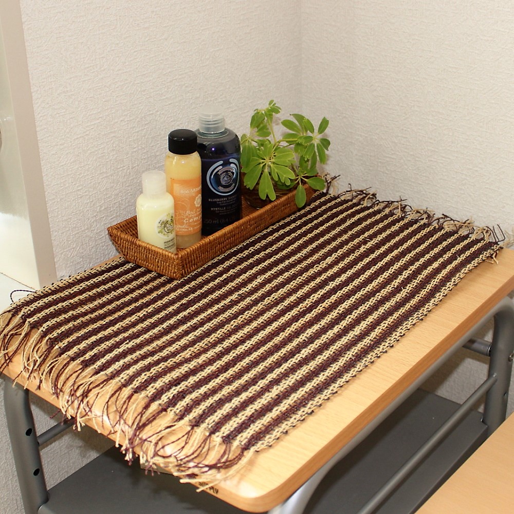 シーグラスのランチョンマット（使用イメージ）