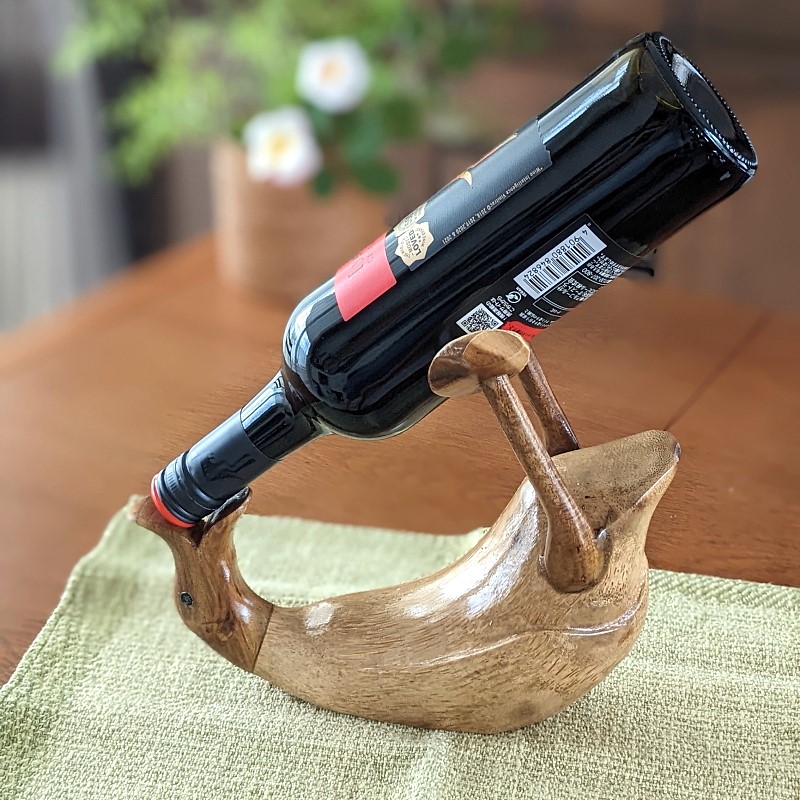 木彫りダックのワインホルダー