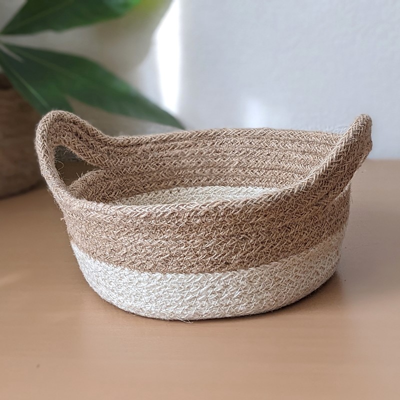 ジュートの持ち手付きバスケット