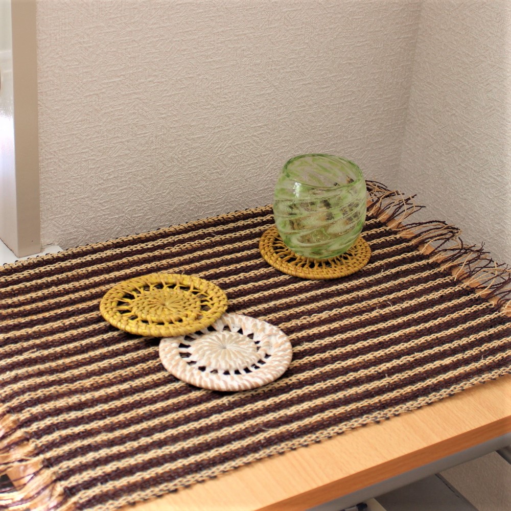 ラタン製コースター（全体）