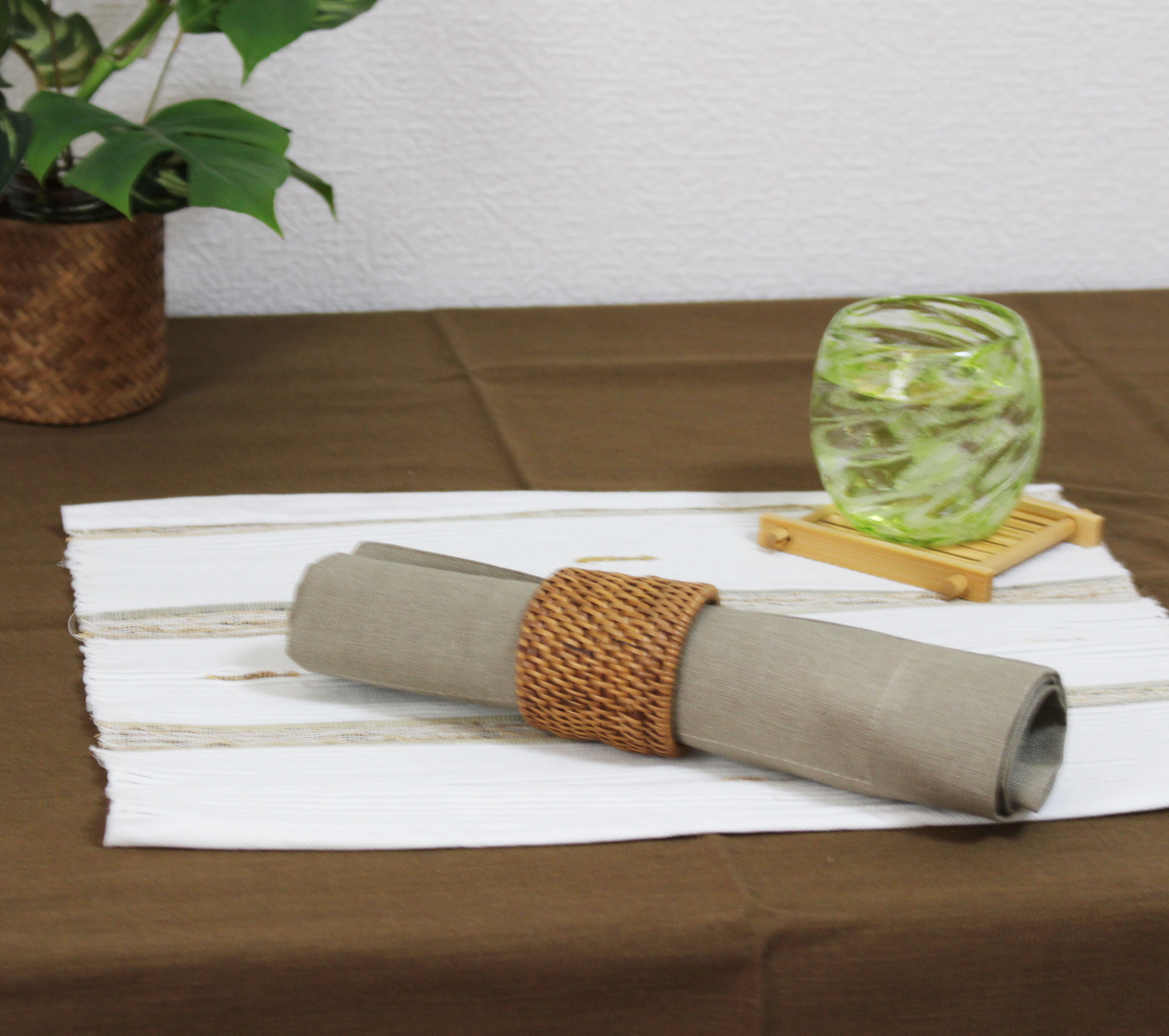 アタ製ナプキンリング（大）使用例