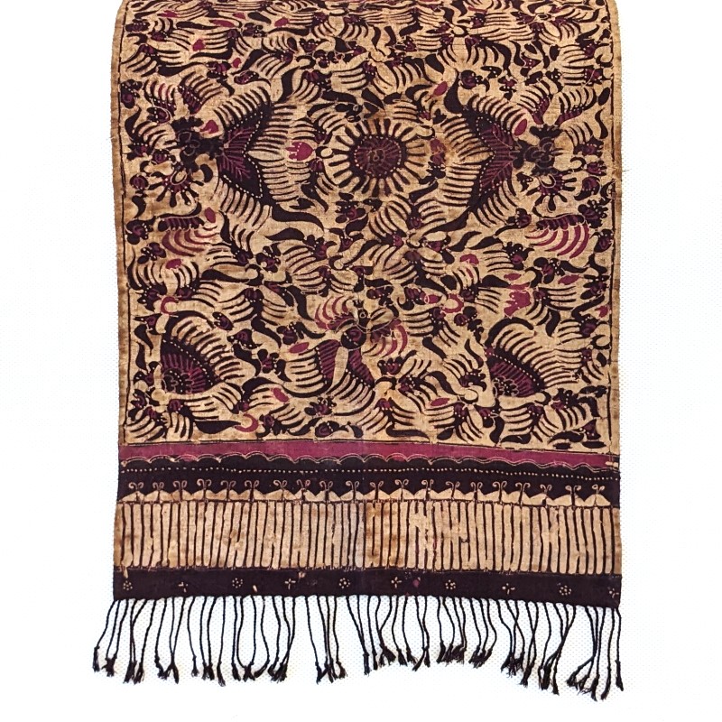 手描きバティックのタペストリー（パープル系・花と鳥）