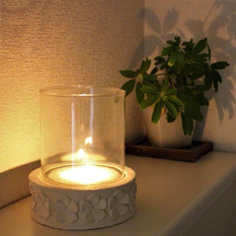 パラスストーンのキャンドルホルダー（プルメリア）