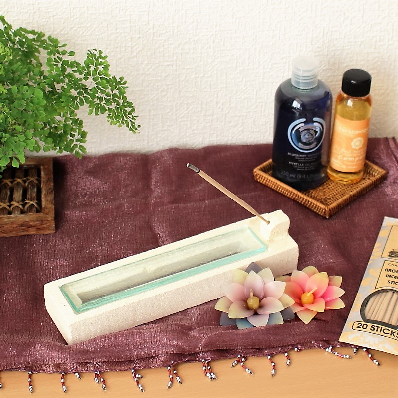 パラスストーンとガラスのインセンススタンド