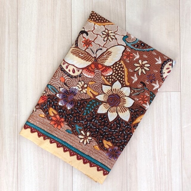 インドネシア手描きBatik バティック スレンダン(肩掛け) タペストリー インドネシア手描きBatik バティック スレンダン(肩掛け) タペストリー