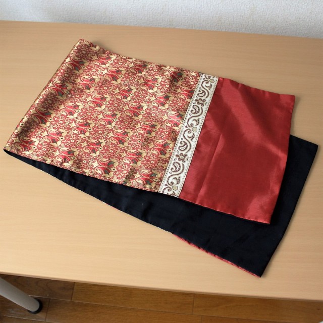 シルクタペストリー　シルク　壁掛　ウォールデコレーション　テーブルランナー シルクタペストリー シルク 壁掛 ウォールデコレーション テーブル