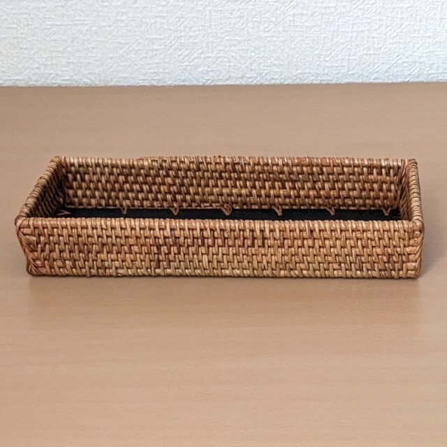 ラタンとウッドのカトラリーケース