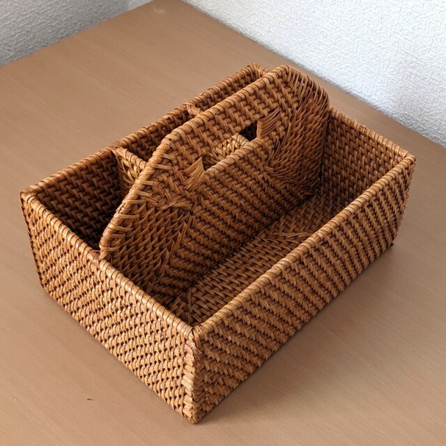 ラタンのカトラリーボックス