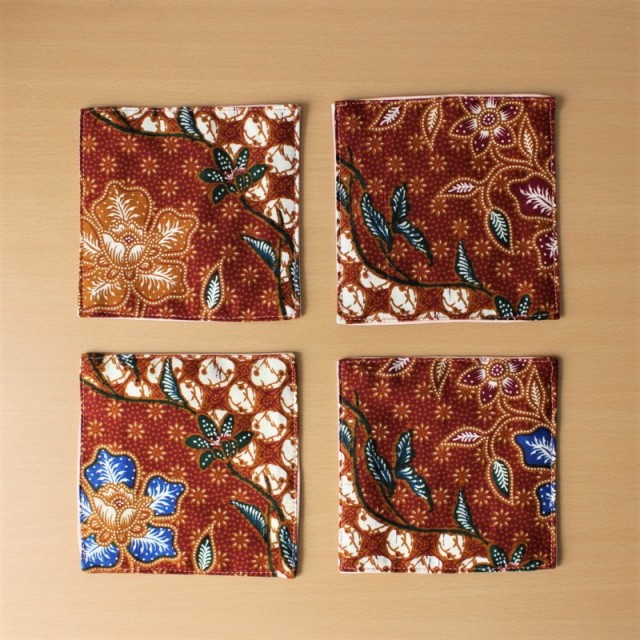 バティックのコースター4枚組(O)