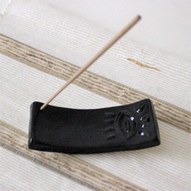 エスニック柄のインセンススタンド