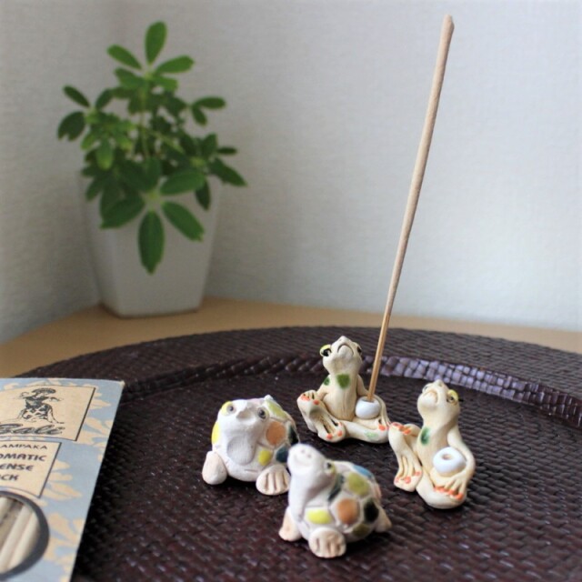 カエルとカメのインセンススタンド