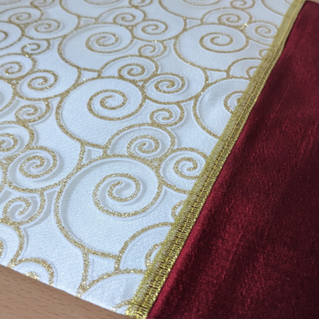 タイシルクのティッシュボックスカバー（えんじ）