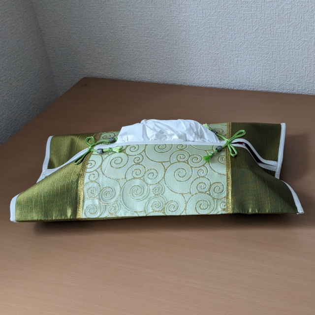 タイシルクのティッシュボックスカバー（うぐいす）