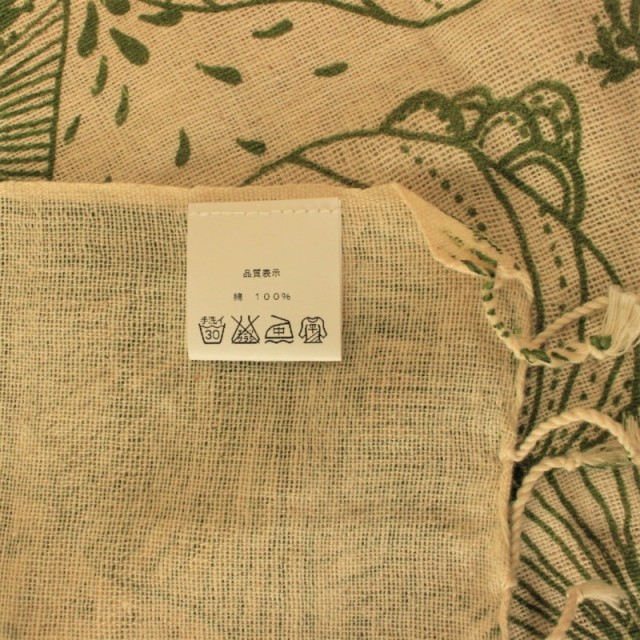 コットンのスカーフ（グリーン・フラワー柄）