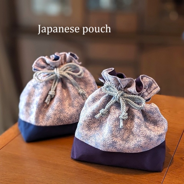 和服生地のマチ付き巾着（花模様）