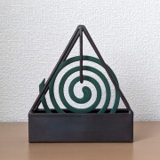 三角形のアイアン蚊やり
