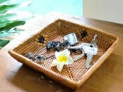 アタかご バリ雑貨