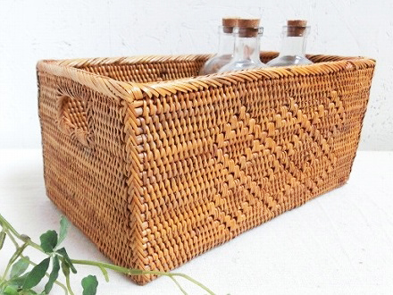 アタ製ラック,バリ雑貨,アタ,かご