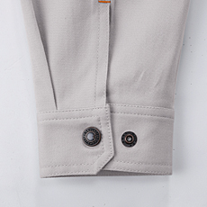 袖口アジャストボタン