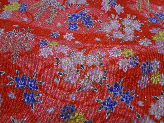 和柄 生地 京友禅 金彩ちりめん 百花 (赤) 10cm単位 切り売り