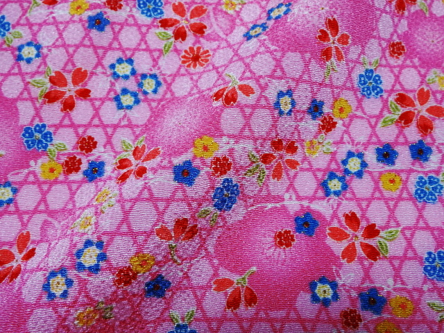 和柄 生地 京友禅 金彩ちりめん 籠目垣に桜 (桃) 10cm単位 切り売り