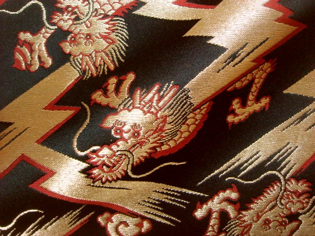 和柄 生地 京都 西陣織 金襴生地 龍に稲妻 (黒) 10cm単位 切り売り