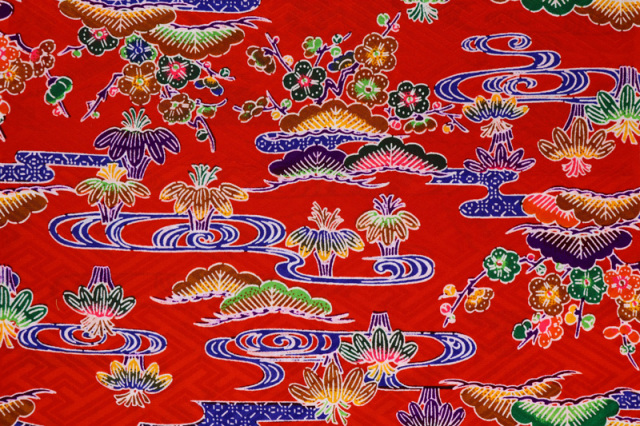 松竹梅の豪華な色打掛」もともと赤色が似合うと分かっていたので