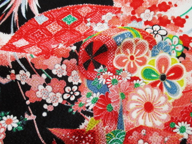 和柄 生地 友禅ちりめん 折鶴元禄文様 (黒) 10cm単位 切り売り