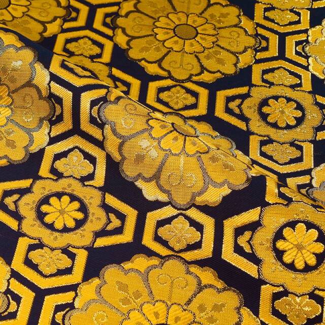 和柄 生地 金襴生地 京都 西陣織 亀甲繋ぎ大華文 (全3色) 生地巾70cm×長さ33cm単位 切り売りパネル柄