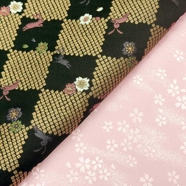 金襴生地販売 鹿の子石畳に兎（黒）金襴生地通販なら都香庵