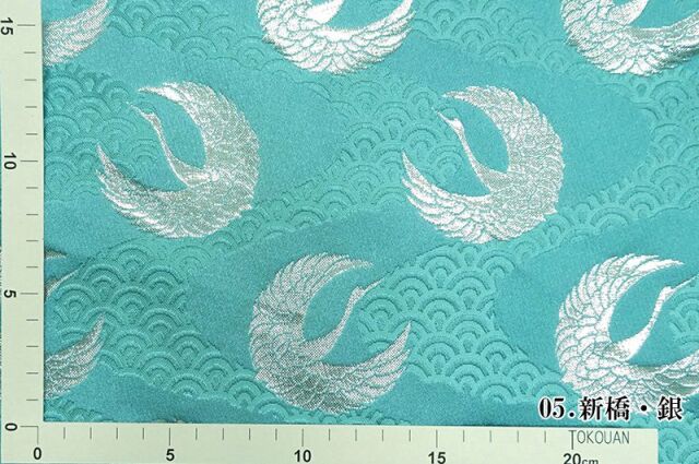 金襴生地販売 鶴文様の銀糸の金襴生地通販なら都香庵