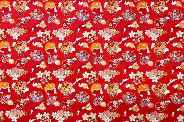 中国美術 赤い 花模様 香合(LC904) 州浜形桜花紅葉図蒔絵箱[k0569]【Lacuerd small box design of