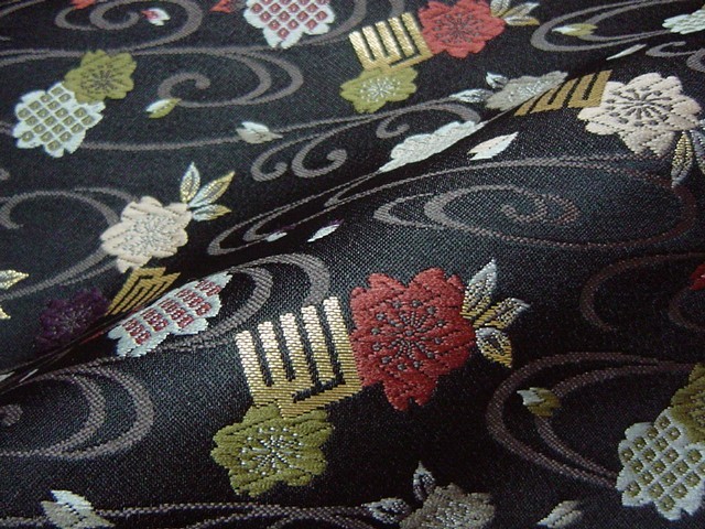 和柄 生地 京都 西陣織 金襴生地 源氏香に櫻 (黒) 10cm単位 切り売り