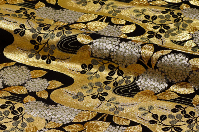 流水に紫陽花文（黒）柄の生地販売なら都香庵 