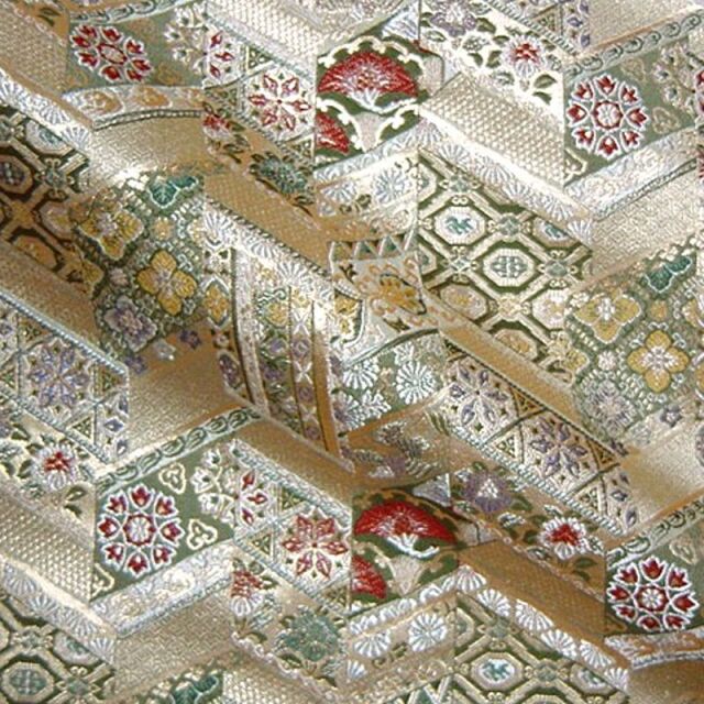 和柄 生地 京都 西陣織 金襴生地 有職裂取り (全2色) 10cm単位 切り売り/01.白茶