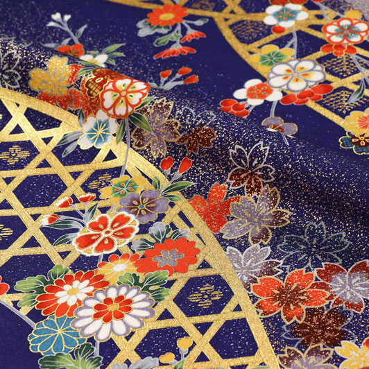作家もの　振袖　金駒刺繍　金彩　花模様　牡丹　菊　鉄線花　桔梗　着物　014k 作家もの 振袖 金駒刺繍 金彩 花模様 牡丹 菊 鉄線花 桔梗 着物 014k