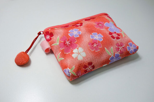 ちりめん友禅ポーチ(一)
