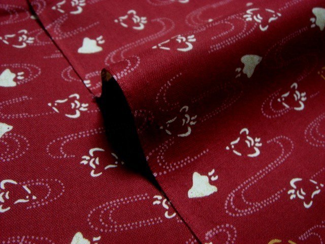 和柄 生地 綿 もめん生地  小紋 浜千鳥 (エンジ) 1m単位 切り売り