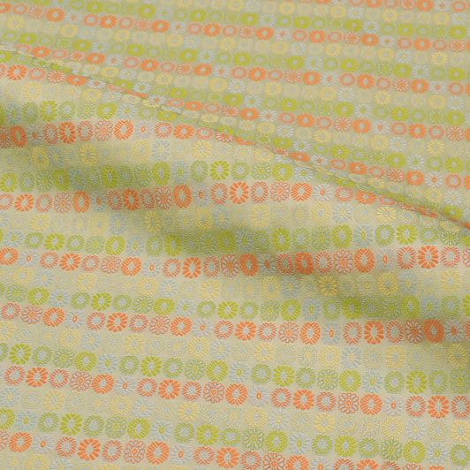 和柄 生地 京都 西陣織 正絹 錦裂 いちご裂錦  (淡緑) 10cm単位 切り売り