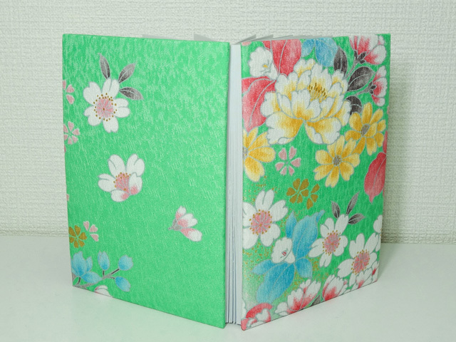 御朱印帳 金彩友禅 牡丹に蘭（若緑）（五）