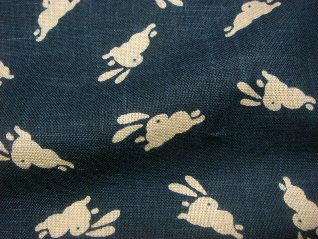 和柄 生地 モーリークロス 綿 うさぎ 1m単位 切り売り